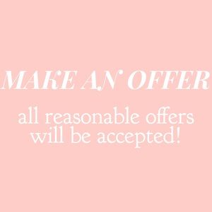 ⚡️MAKE AN OFFER!⚡️